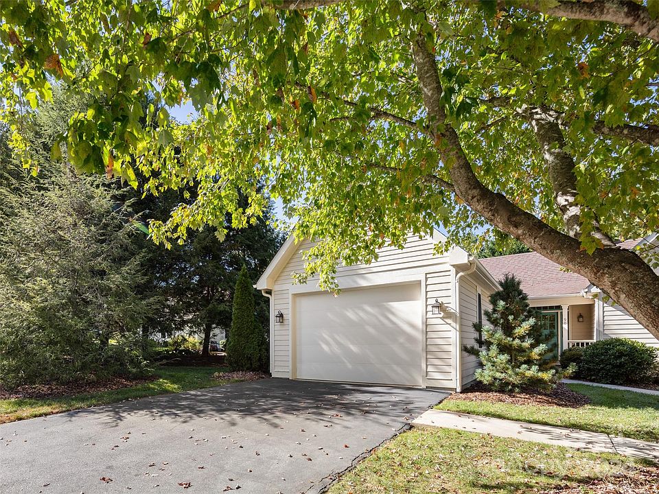 90 Dunroy Dr, Hendersonville, NC 28739 Zillow