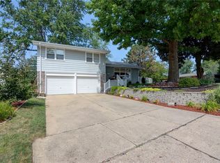 2077 Ramsey Dr, Decatur, IL 62526