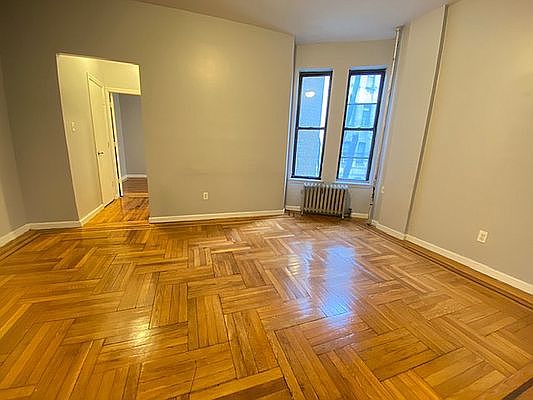 2nd image of 969 Carroll St APT B10