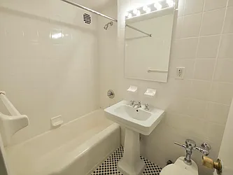 Rented by Rachel Realty