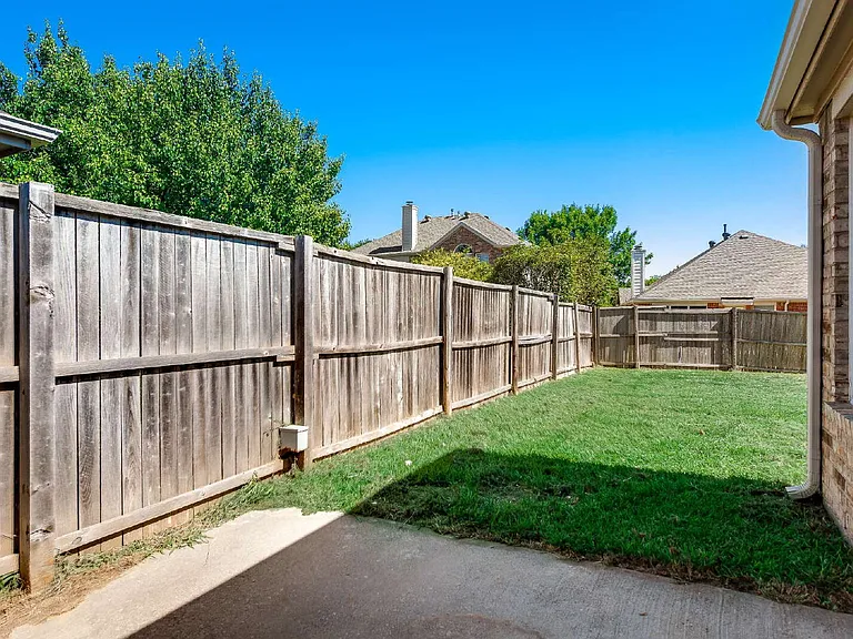 5909 Berkshire Rd — Photo 25