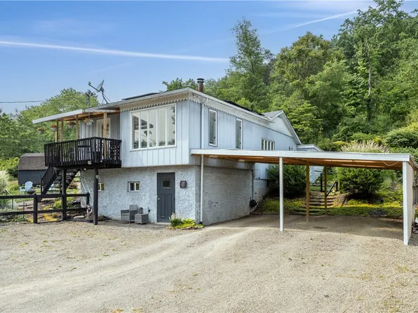 26 Spring Hill Ln, Cheswick, PA 15024