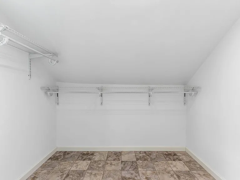 2037 Brown St — Photo 19