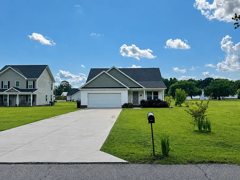 2201 McLaurin Dr — Photo 12