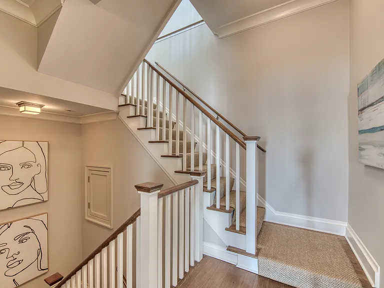 272 Old Montauk Hwy #8 — Photo 9