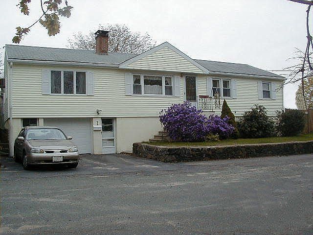 UPDATED EXTENDED 3 BEDROOM RAISED RANCH ON QUIET DEADEND ST