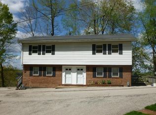 12 Hilltop Ct, Charleston, WV 25314