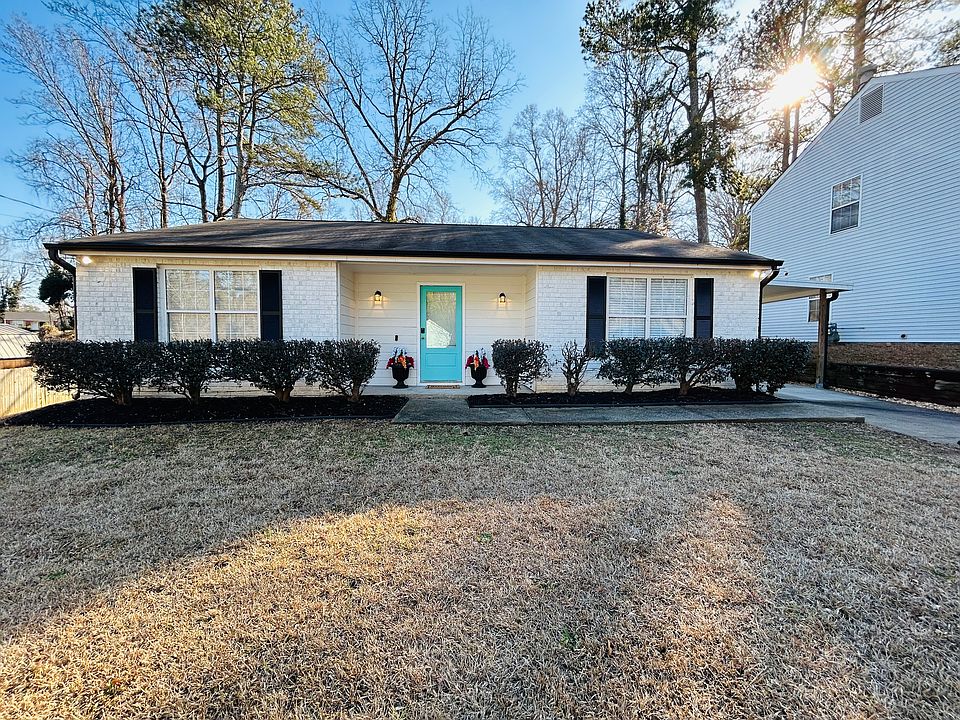 1st image of 3480 Meadowlane Cir SW #1