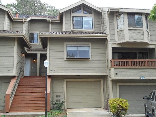 1st image of 18049 Hillwood Ln
