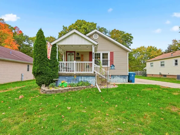 3513 2nd St, East Moline, IL 61244