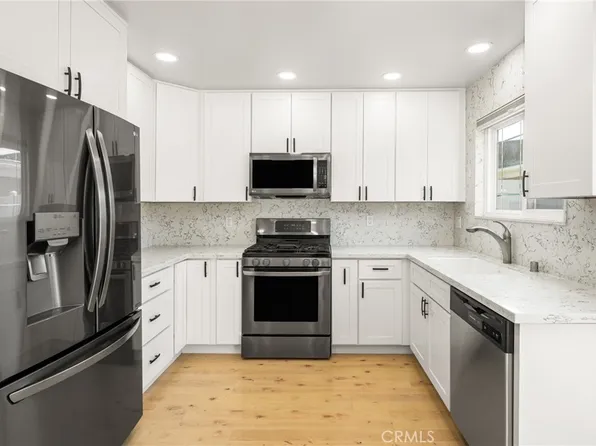 660 S Glassell St APT 79, Orange, CA 92866