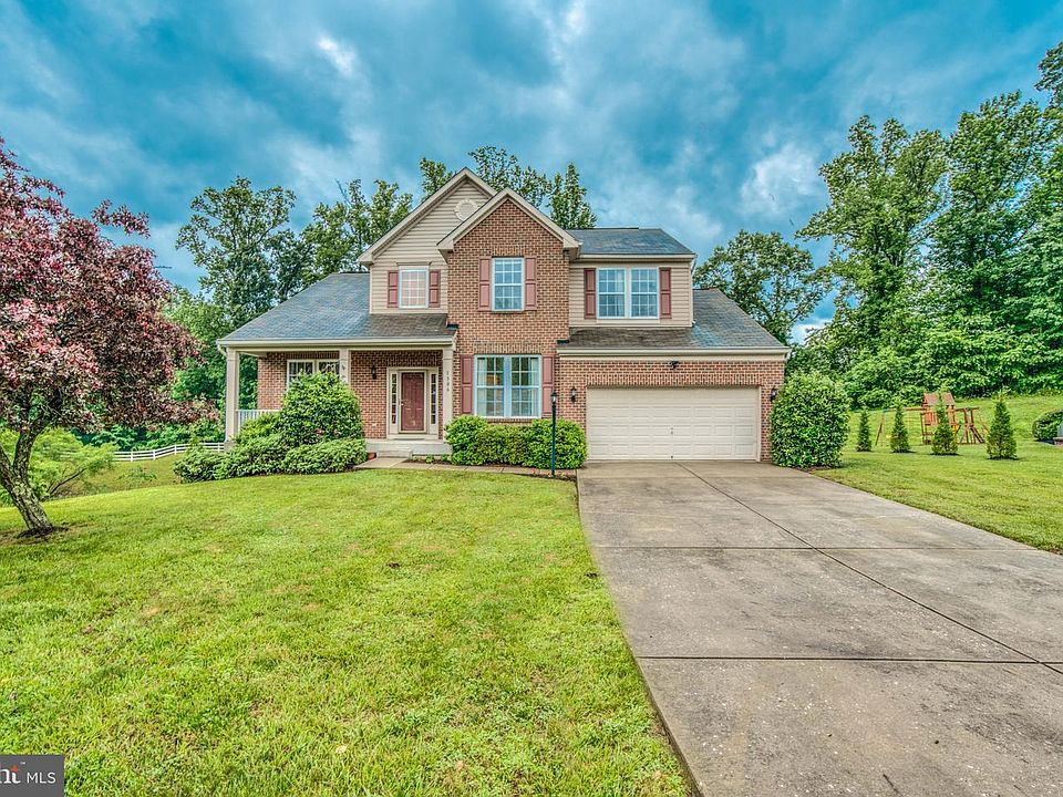 1st image of 1306 Forest Oak Ct