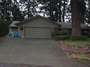 60 Carthage Ave, Eugene, OR 97404