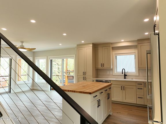 3rd image of 15 Belden Way