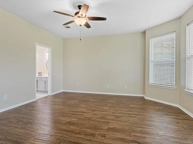 9722 Therrell Dr — Photo 17