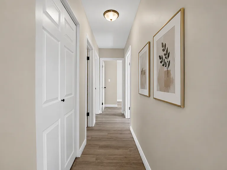 81 Kenwood Dr #6 — Photo 2