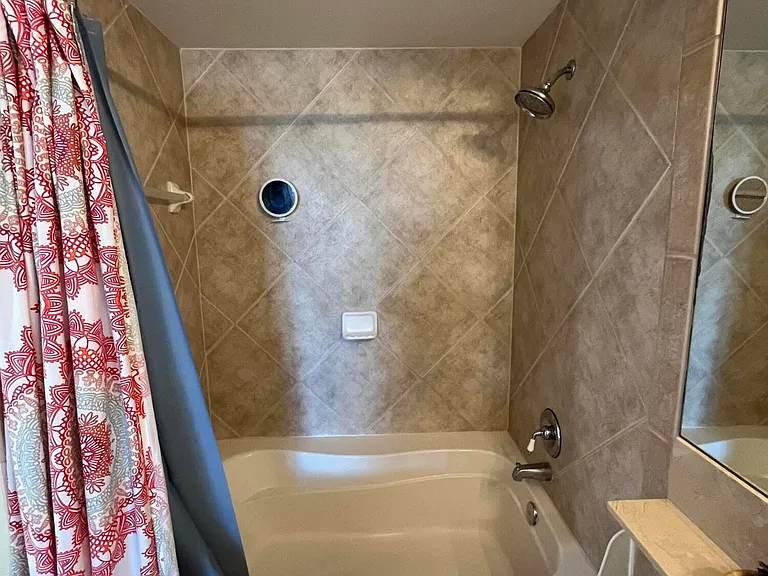 100 NE 6th St #206 — Photo 10