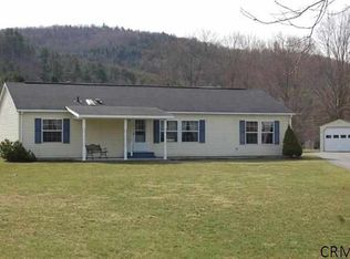 20 Gilbert St, Cambridge, NY 12816