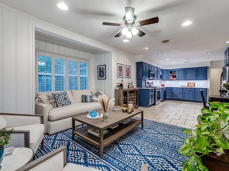 4159 Clover Ln — Photo 12