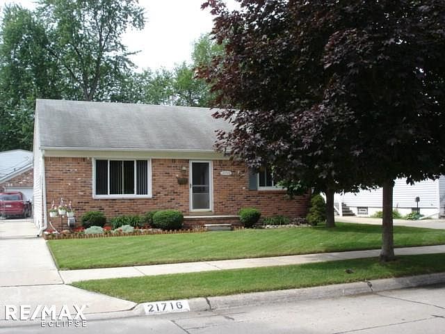 1st image of 21716 Bon Brae Saint