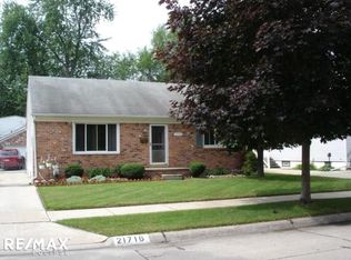 21716 Bon Brae Saint, Saint Clair Shores, MI 48081