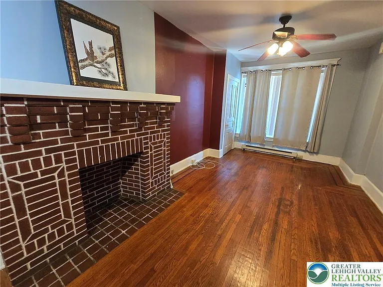 50 S Franklin St #1 — Photo 2