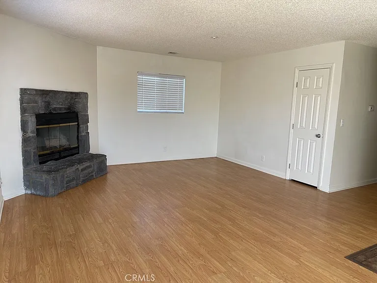 13757 Greenwood Pl #2 — Photo 4