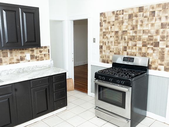 2nd image of 35 Juliette St APT 1