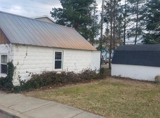 111 W James St, Lawton, MI 49065