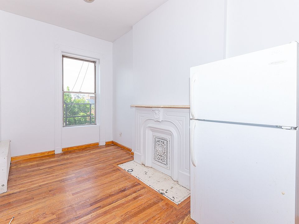 1st image of 1119 Bergen St #E7