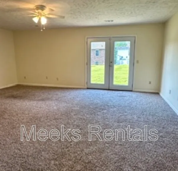 58 Maple Ln — Photo 4