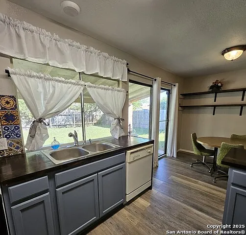 5814 Cliffmont Dr — Photo 11