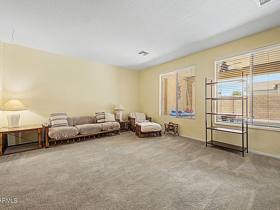 4th image of 1300 E BOSI Court