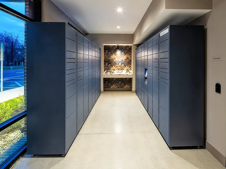 3 Campus Amazon Hub Lockers