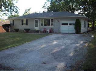 507 Maple Ln, Macon, MO 63552