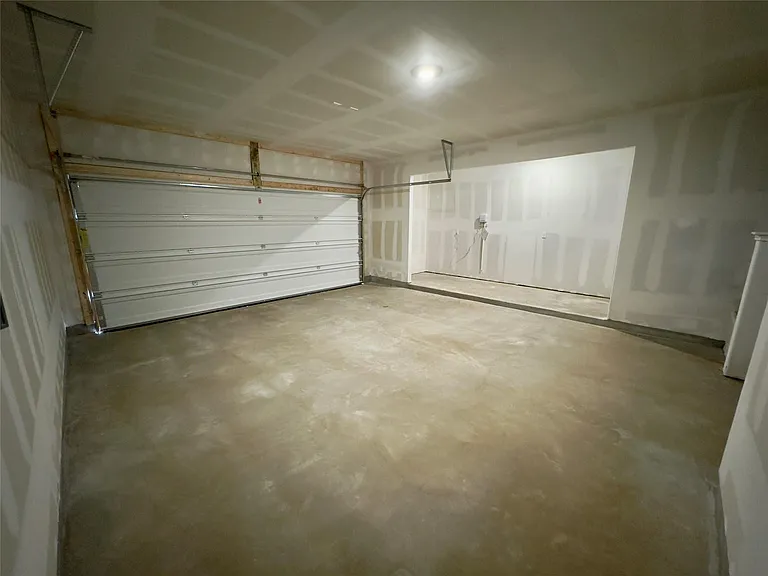 230 Milliner Loop — Photo 2