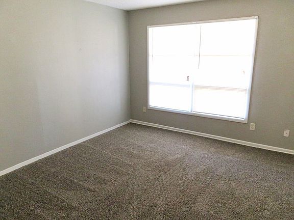 5th image of 4207 46th St