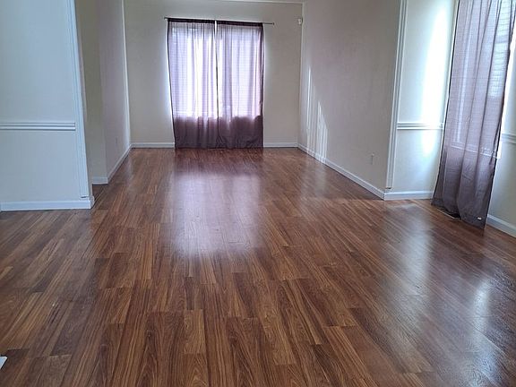 4th image of 6143 Snowberry Ln NE