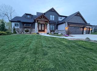 16467 Quarry Blvd, Huntertown, IN 46748