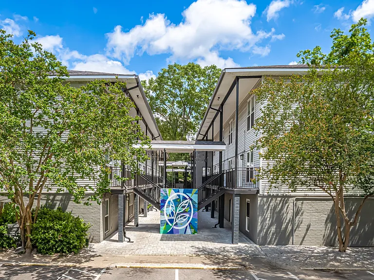 Ingleside Gardens Apartments — Photo 4