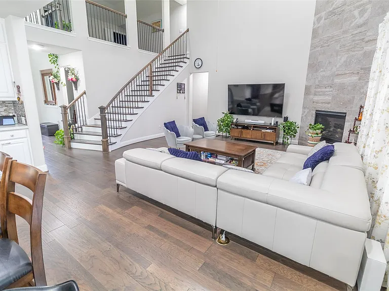 9785 Hickory Hill Rd — Photo 14