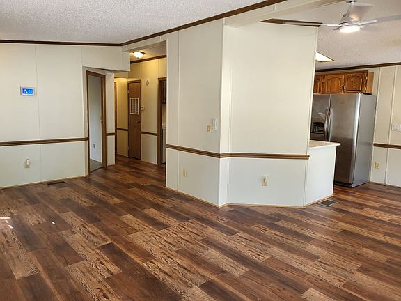 4th image of 1110 Lakeview Rd #179