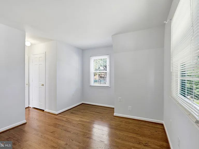 39088 Bolington Rd — Photo 20