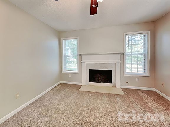 4th image of 4095 Gracewood Park Dr