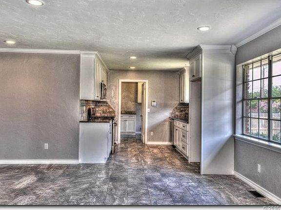 5th image of 3667 E 49th St S