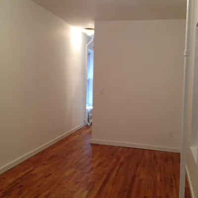 Rented by Skyline Realty LLC II | media 10