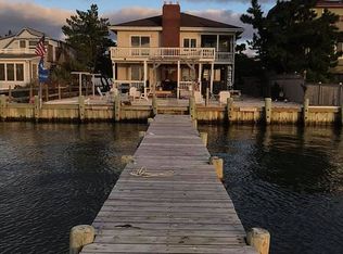 7 W North Carolina Ave, Brant Beach, NJ 08008