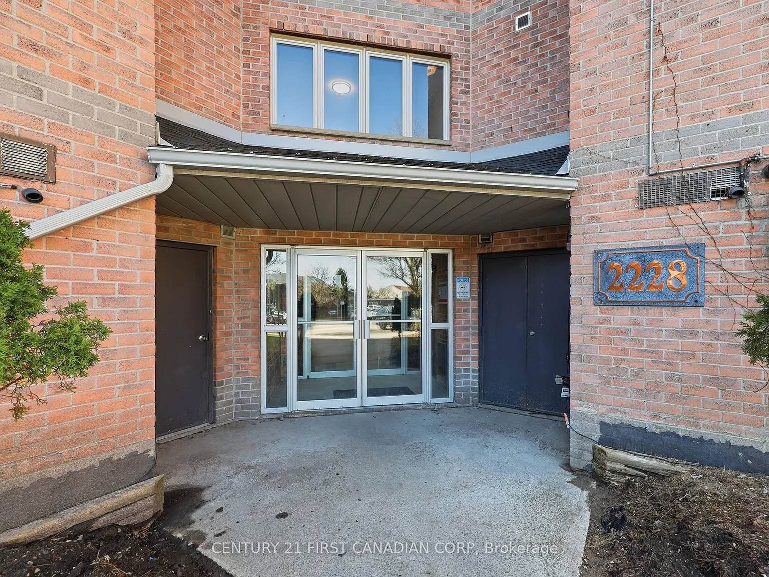 2 bed, $1,895 — Photo 1