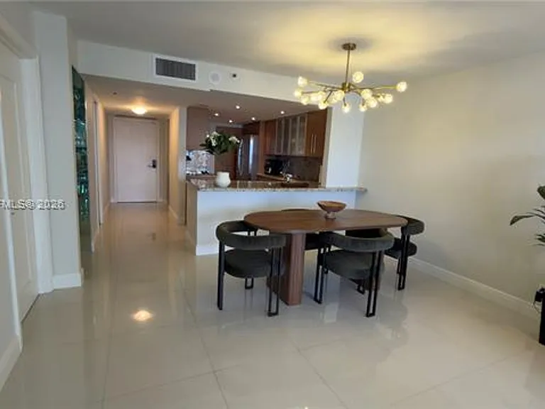 1717 N Bayshore Dr #A-2638 — Photo 5