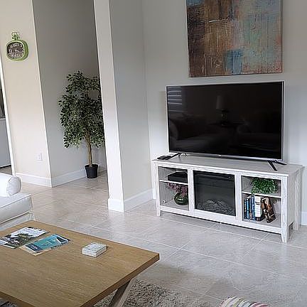 55" Smart TV